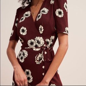 ISO Rouje Gabinette Dress in Maroon poppy print
